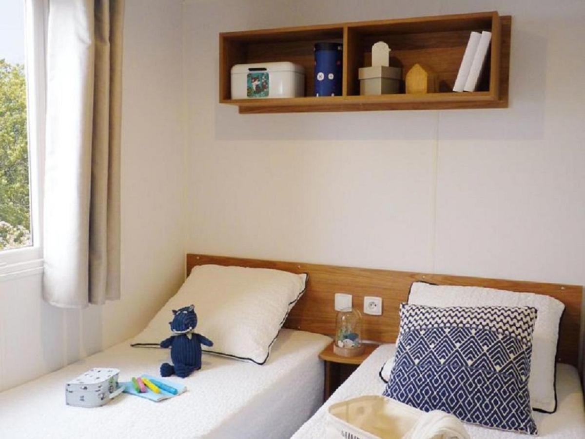 Chalet Op Camping Lauwersoog Met 3 Slaapkamers En Vaatwasser - Joycasa 外观 照片